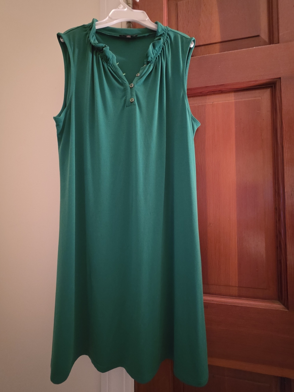 Adrianna Papell Emerald Green Sleeveless Ruffle-Neck Tunic Dress